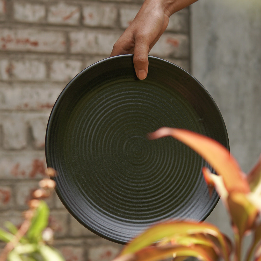 Matte Black 10" Dinner Plate - Set of 2