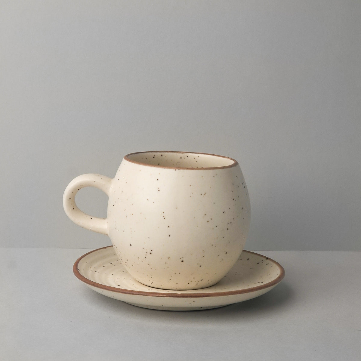 Classic Bubble Mug & Saucer