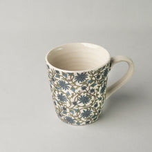 Load image into Gallery viewer, Floral Blue - Set of 2 Mugs
