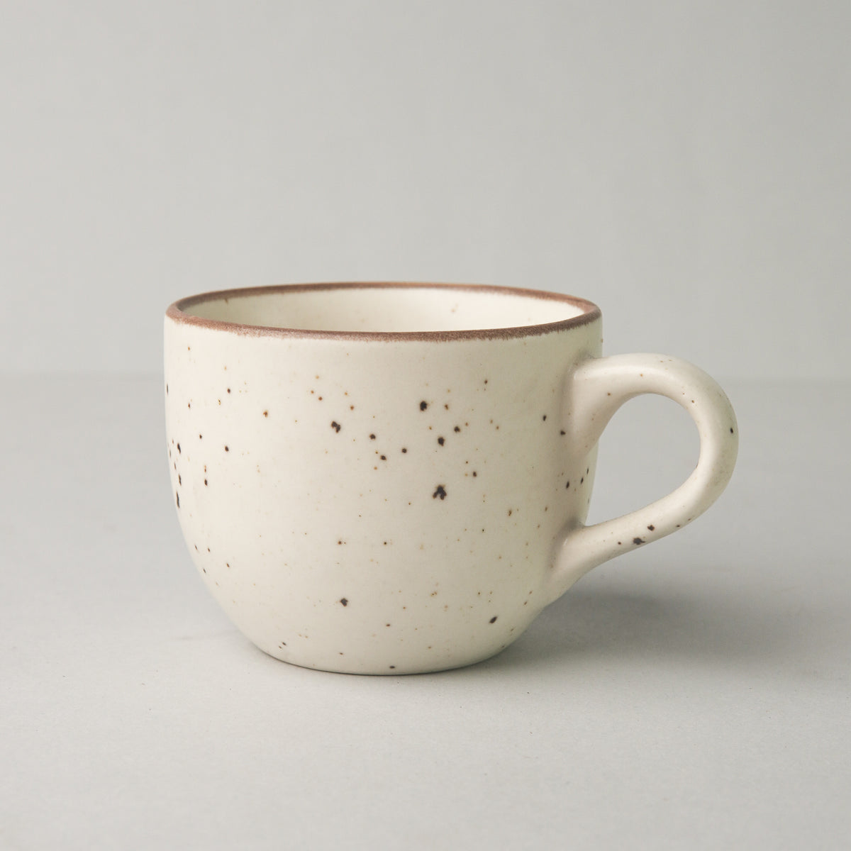 Classic Cup & Saucer - Set of 4